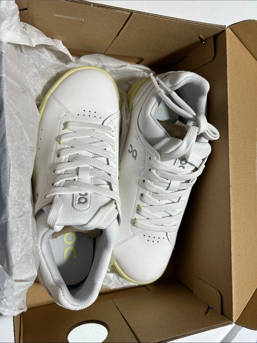 The Roger on running  White Sneakers with Pale Yellow Trim